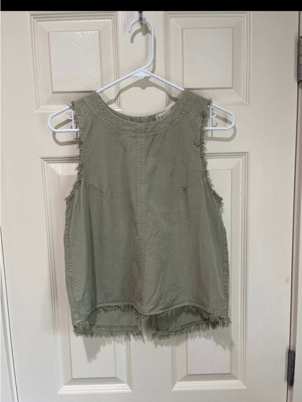 Altar'd State Olive Green Raw Hem Sleeveless Boho Tank Top Small